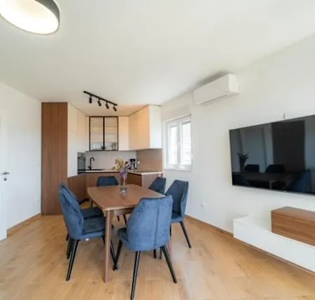 Apartman Dvor Podstrana